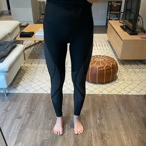 Lululemon pattern leggings